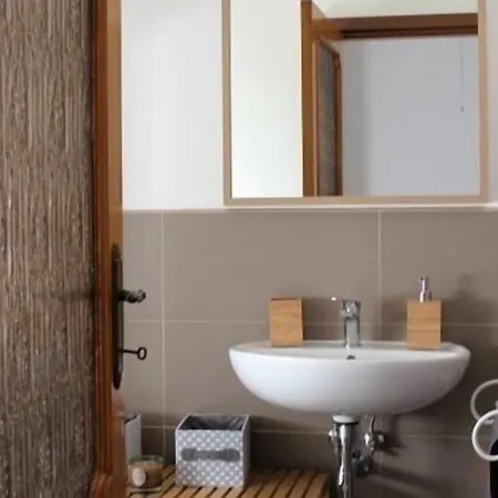 B&be Bed & Breakfast 3*